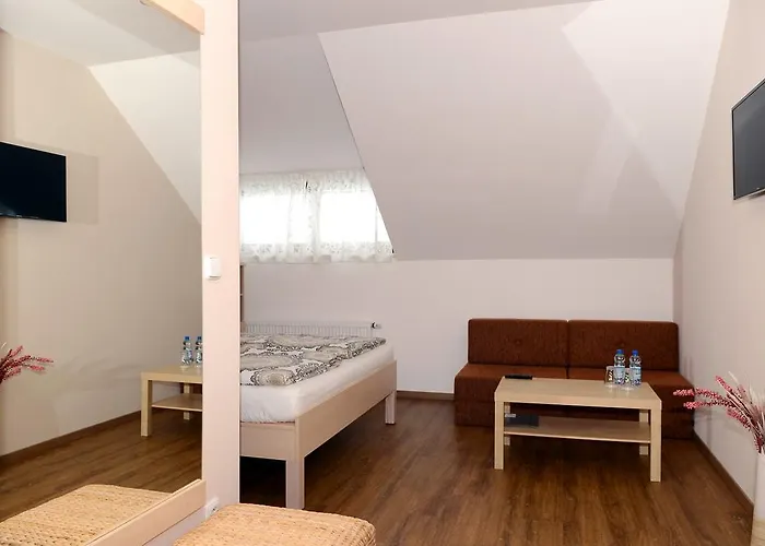 Restaurace Oburka Guest house 3*